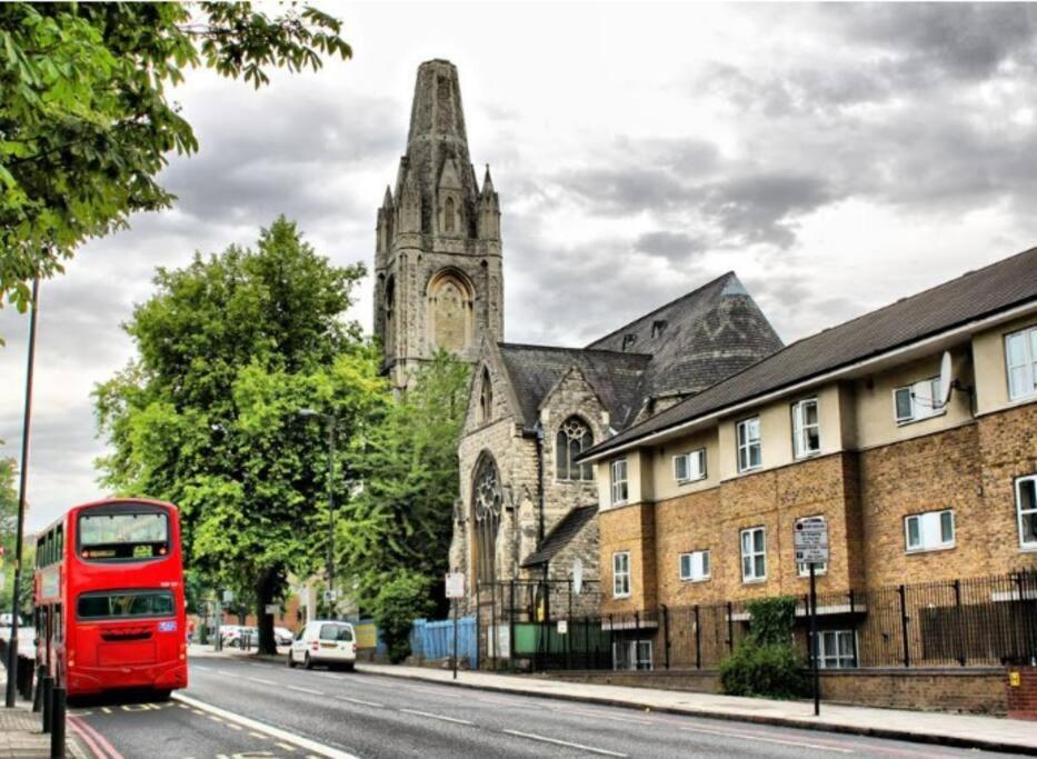 Victorian Beauty With Private Toilet And Shower Near Tube Station 런던 외부 사진