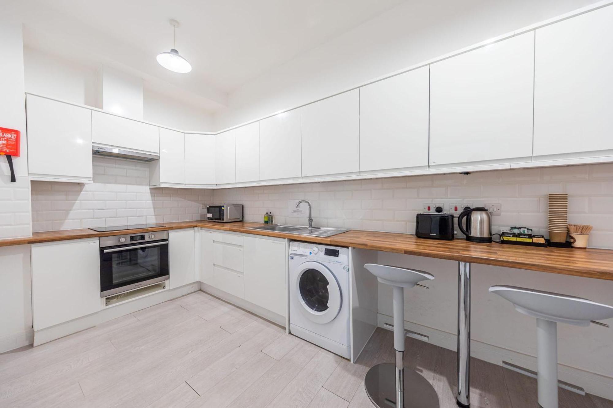 Victorian Beauty With Private Toilet And Shower Near Tube Station 런던 외부 사진